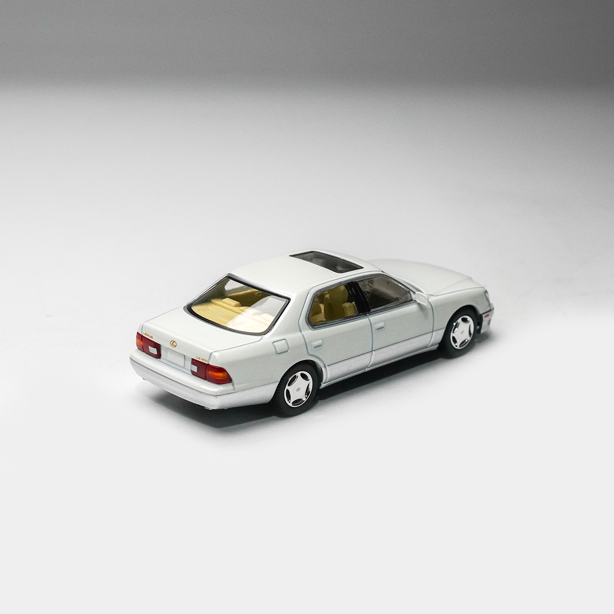 Tomytec Diecast 1/64 Scale Lex - огляд і ціна Die Cast Car 1 64