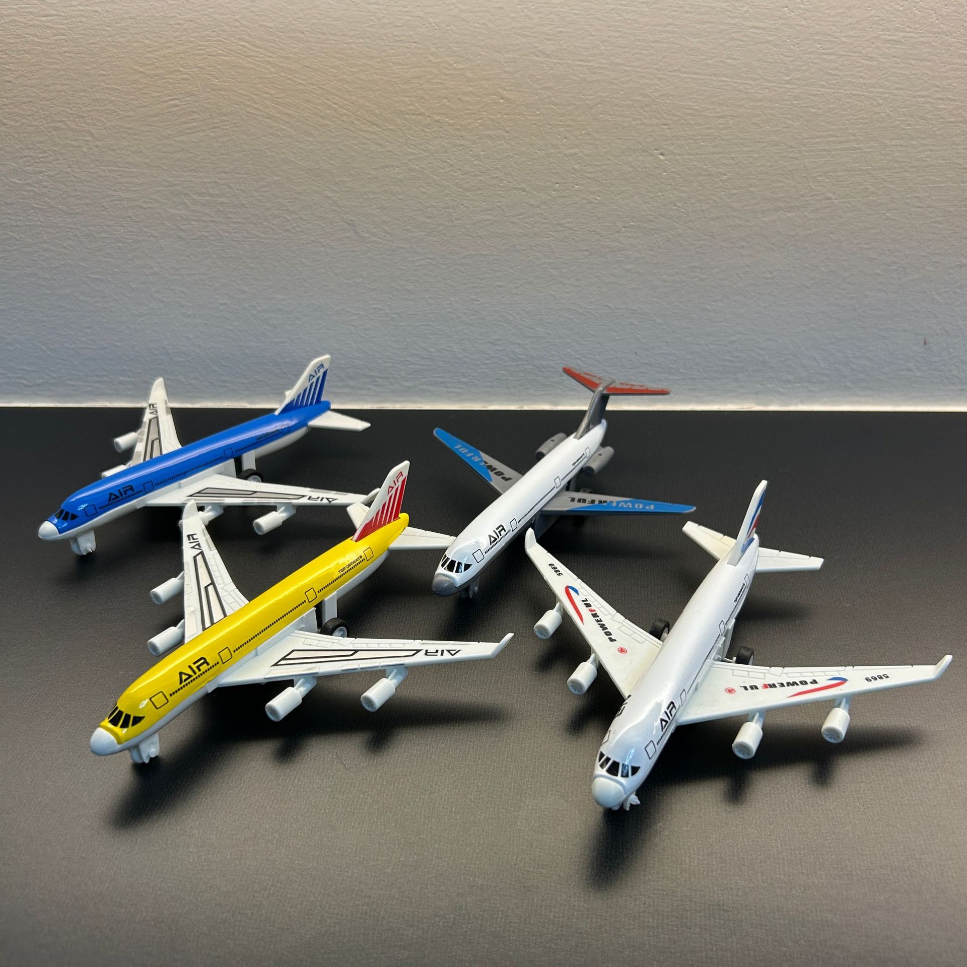 Acrylic Riser,Clear Display Ri - огляд і ціна Pop Display Shelf